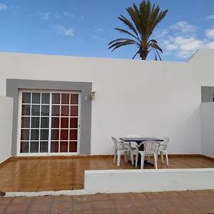casa-rika-tarajalejo-c.hotelsfuerteventura.org/